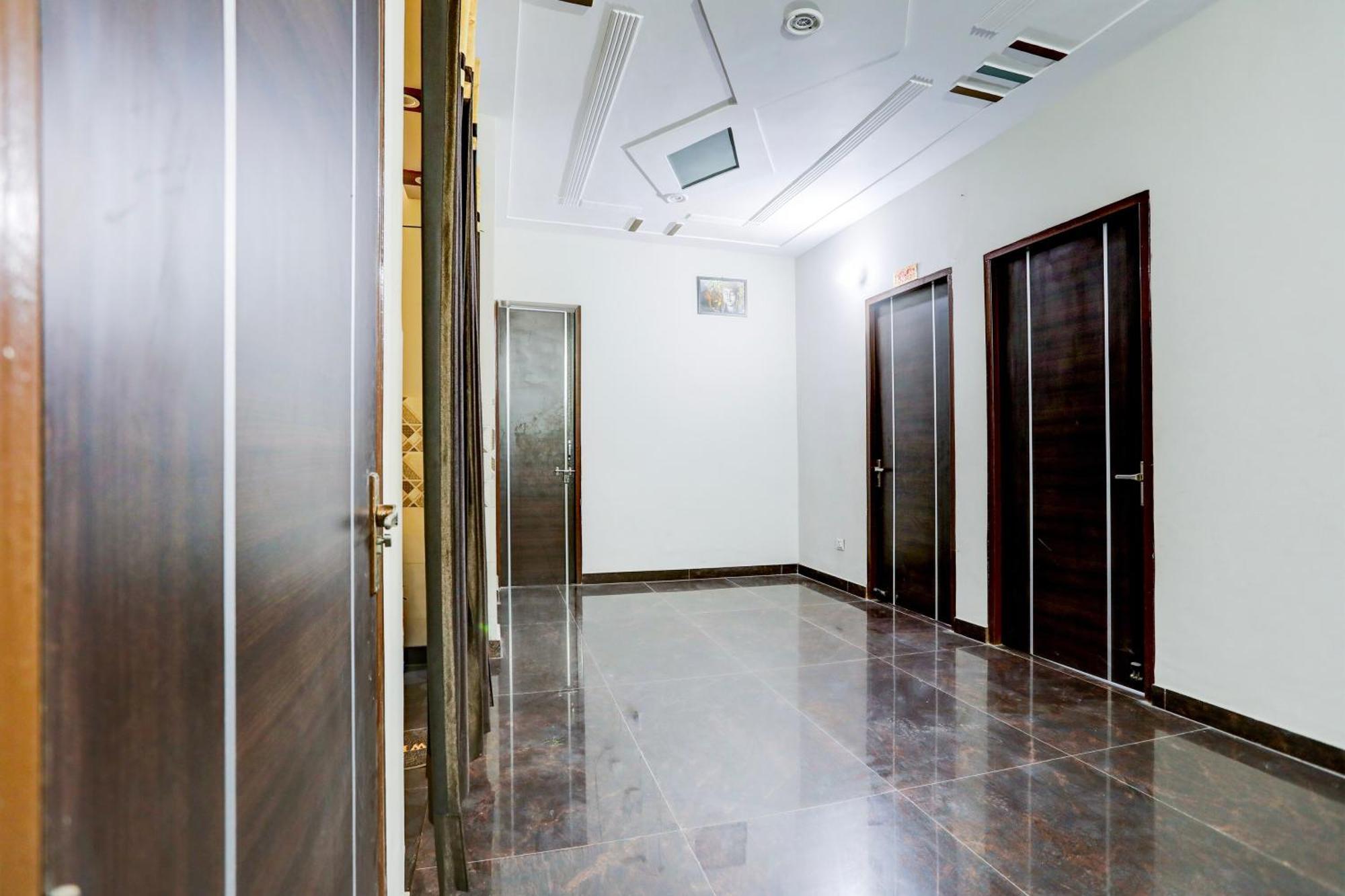 Hotel O Grand Epic Inn Noida Eksteriør billede
